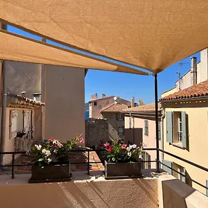 Centre - Grand Avec Terrasse Appartamento